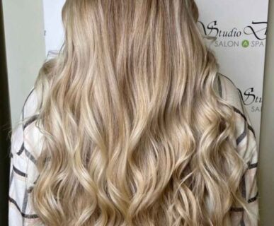 Long-Blonde-Balayage-Hair-Waves.